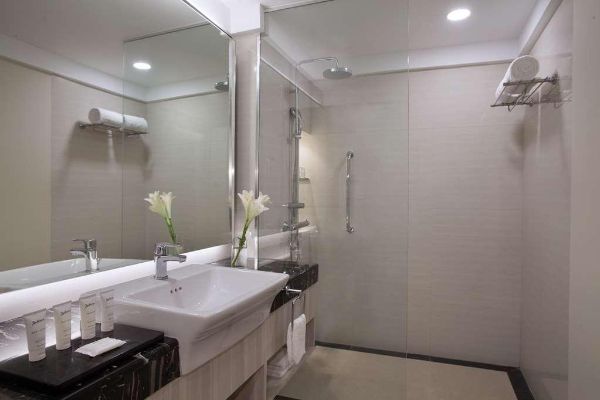 Asean International Hotel (Medan)